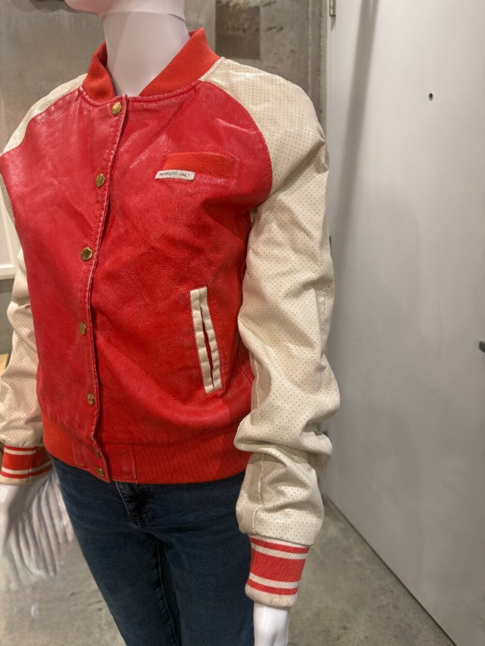 Members Only Varsity Bomber Jacket Red Cream Faux Leather Y2K Retro Sz M - Picture 5 of 10